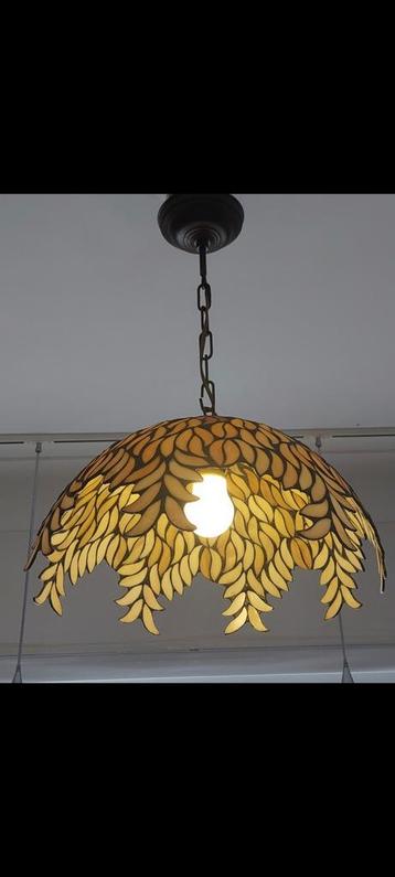Lamp beschikbaar voor biedingen