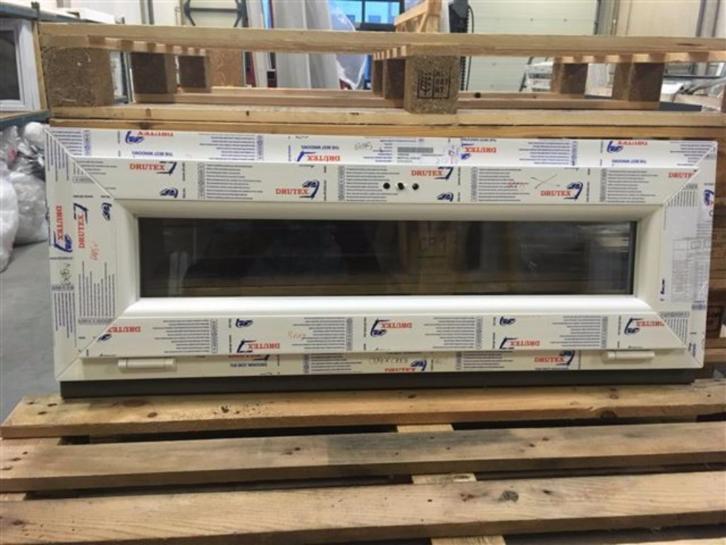 Kunststof kiep kozijn 100 x 32 cm wit RAL 9016, Doe-het-zelf en Verbouw, Kozijnen en Schuifpuien, Nieuw, Raamkozijn, Kunststof