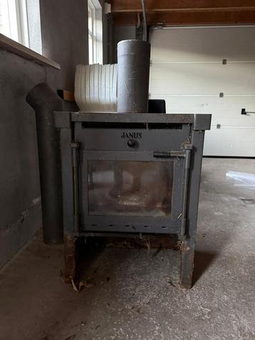 Opknapper janus houtkachel 6 kw beschikbaar voor biedingen