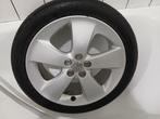 Toyota Prius Reserve ( Band ) 215 45 R17 in goede staat, Ophalen, Gebruikt