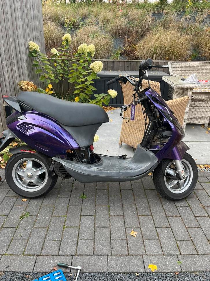 Piaggio zip 70cc, Fietsen en Brommers, Scooters | Piaggio, Zo goed als nieuw, Zip, Tweetakt, Ophalen of Verzenden