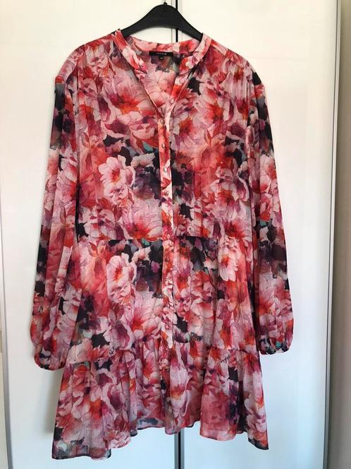 Fleurige jurk, merk Nikkie maat 38 (valt als 40), Kleding | Dames, Jurken, Zo goed als nieuw, Maat 38/40 (M), Roze, Boven de knie