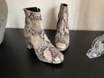 Slangenprint Enkellaarsjes Maat 41, Ophalen, Zo goed als nieuw, Beige, Lage of Enkellaarzen