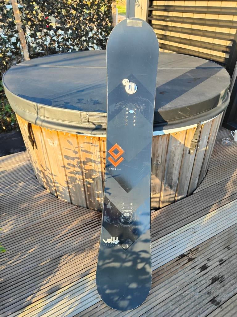 Snowboard Völkl Sting 147 cm inclusief Go Pro Mount, Ophalen of Verzenden, Gebruikt, Board