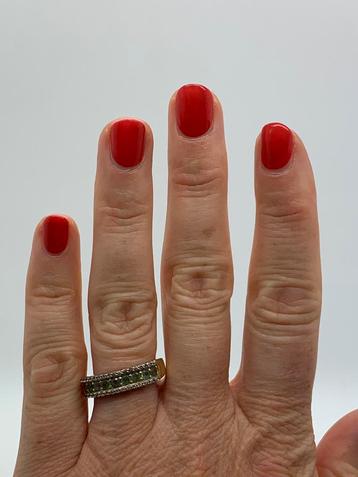 X1000 Prachtige zilveren ring goudkleur edelsteen maat 19 beschikbaar voor biedingen