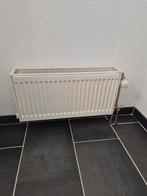 Radiator Veha compact, Doe-het-zelf en Verbouw, Verwarming en Radiatoren, Ophalen, 30 tot 80 cm, Radiator, Zo goed als nieuw