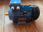 Te koop elektromotor 4kw. Nieuw, Doe-het-zelf en Verbouw, Motoren, Ophalen, Nieuw, Elektromotor