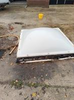 Dak koepel of daktoetreding ventilerend, 75 tot 150 cm, Kunststof, Gebruikt, Raamkozijn