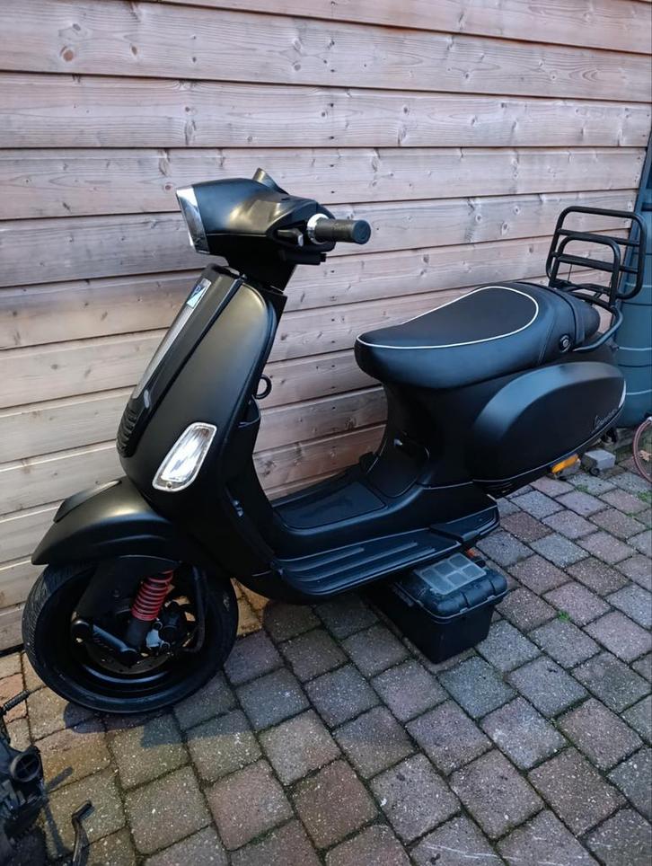 Vespa s 50 compleet zonder blok! (125cc/180cc project?), Fietsen en Brommers, Snorfietsen en Snorscooters, Gebruikt, Vespa, Benzine