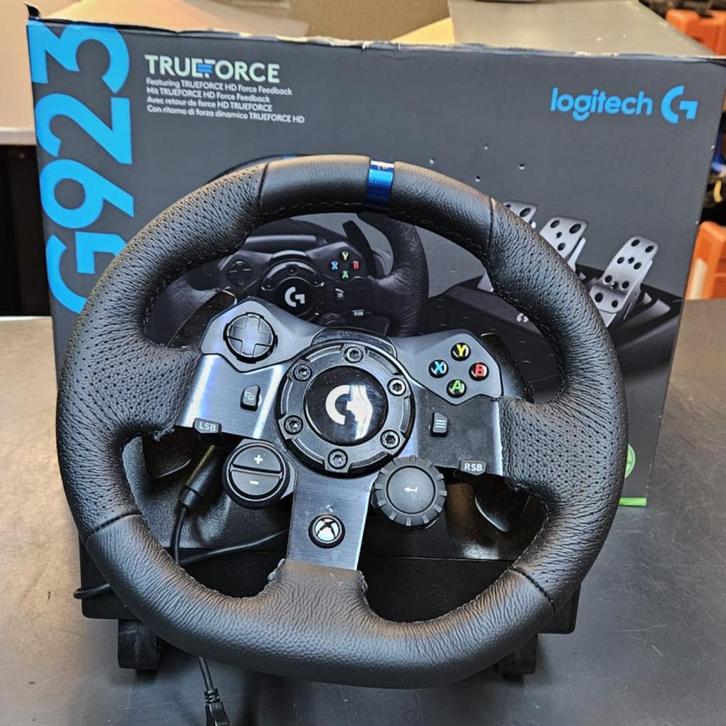 Logitech G923 TRUEFORCE - Racestuur en pedalen | Nwpr 259, Spelcomputers en Games, Spelcomputers | Sony PlayStation 3, Zo goed als nieuw