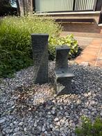 Werkende waterpartij. 3 zuilen., Ophalen, Gebruikt, Beton, Fontein