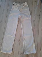 Zara witte flared jeans - maat 36, Ophalen of Verzenden, Zo goed als nieuw, Wit, W28 - W29 (confectie 36)