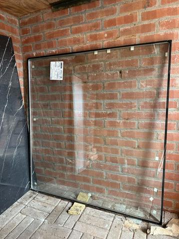 Raam HR ++ 1010x1065 beschikbaar voor biedingen