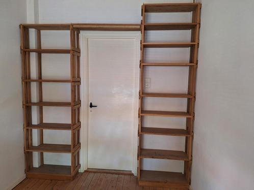Houten boekenkast., Huis en Inrichting, Kasten | Stellingkasten, Gebruikt, Ophalen