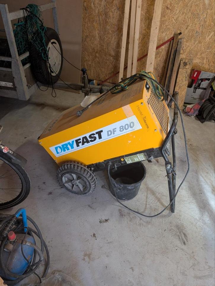 Bouwdroger te huur, Doe-het-zelf en Verbouw, Ventilatie en Afzuiging, Zo goed als nieuw, Afzuiger, Ophalen of Verzenden