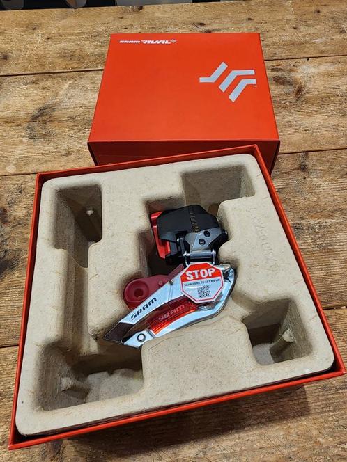 SRAM Rival eTap AXS voorderailleur D1 (braze-on), Fietsen en Brommers, Fietsonderdelen, Nieuw, Racefiets, Derailleur of Ketting