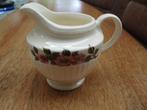 Wedgwood melkkannetje model BRIAR ROSE klein model izgst, Antiek en Kunst, Antiek | Servies los, Ophalen of Verzenden