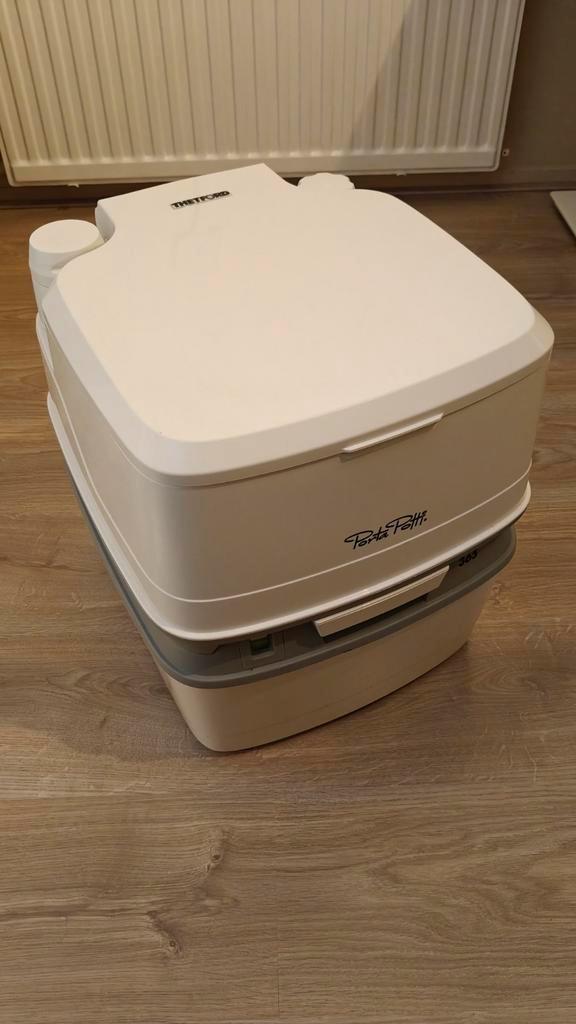 Porta potti 365 chemisch toilet, Caravans en Kamperen, Kampeeraccessoires, Zo goed als nieuw, Ophalen