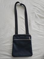 Armani Schoudertas te koop, Sieraden, Tassen en Uiterlijk, Tassen | Schoudertassen, Ophalen of Verzenden, Gebruikt, Blauw