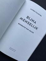 Bijna menselijk, biografie van Julius / 2018 / Nieuw, Boeken, Ophalen of Verzenden, Zo goed als nieuw, Overige diersoorten