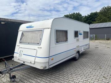 Knaus Azur 495 fransbed + voortent + luifel beschikbaar voor biedingen