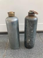2 oude vintage metalen kruiken, Antiek en Kunst, Ophalen of Verzenden