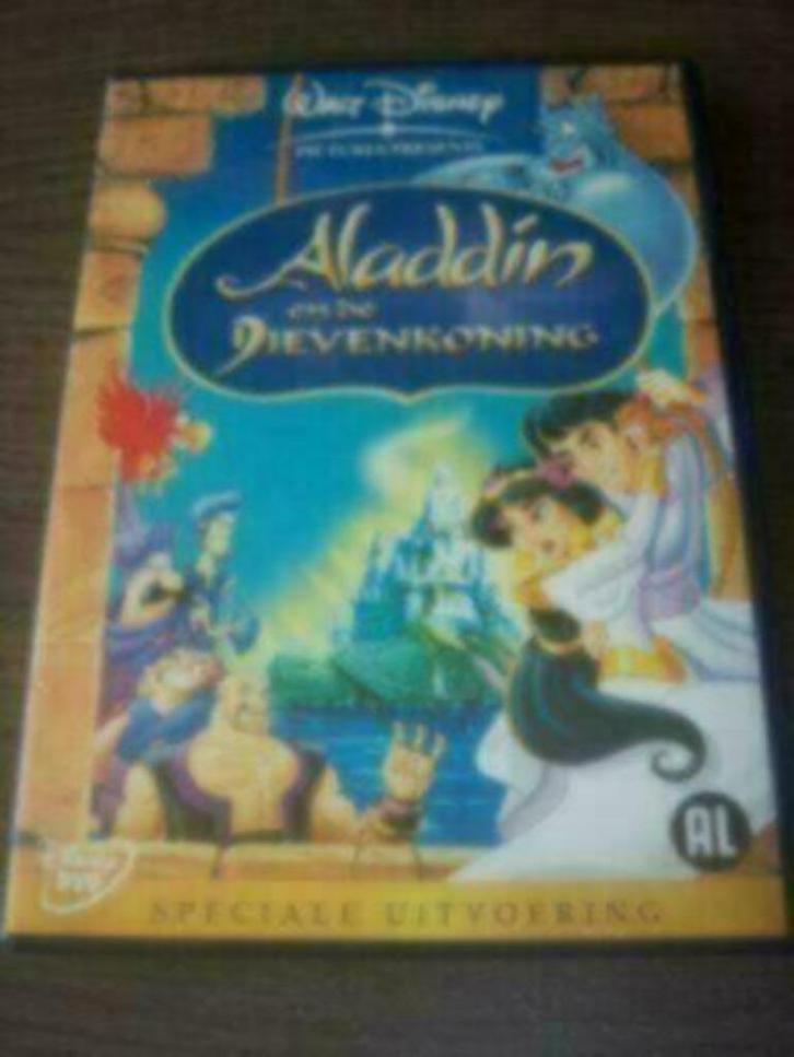 Walt Disney Pictures Aladdin en de Dievenkoning nieuwstaat, Cd's en Dvd's, Dvd's | Tekenfilms en Animatie, Zo goed als nieuw, Amerikaans