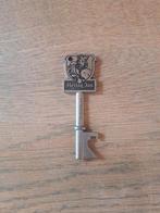 Hertog jan bieropener/sleutelhanger., Ophalen of Verzenden, Zo goed als nieuw, Flesopener, Hertog Jan