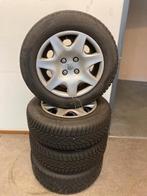 Winterwielenset Peugeot 2008, Auto-onderdelen, Banden en Velgen, Ophalen, Gebruikt, 15 inch, Banden en Velgen