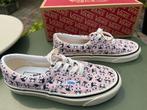 Vans maat 36,5    roze met pandabeer, Ophalen of Verzenden, Nieuw, Roze, Sneakers of Gympen