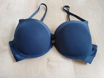 Blauwe push up bh  beschikbaar voor biedingen
