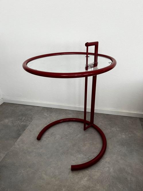 Bijzettafel - Eileen Gray - rood, Huis en Inrichting, Tafels | Bijzettafels, Zo goed als nieuw, Rond, 60 cm of meer, Minder dan 55 cm