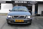 Volvo V40 2.0 Europa | Airco | Elec ramen | Cruise contol |, Auto's, Voorwielaandrijving, 65 €/maand, Gebruikt, 4 cilinders