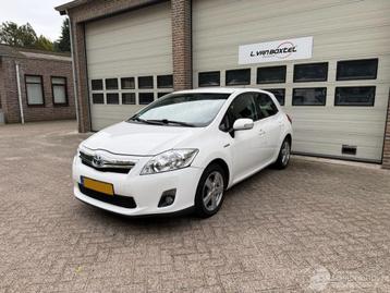 Toyota Auris 1.8 Full Hybrid Dynamic Navi Clima Cruise beschikbaar voor biedingen