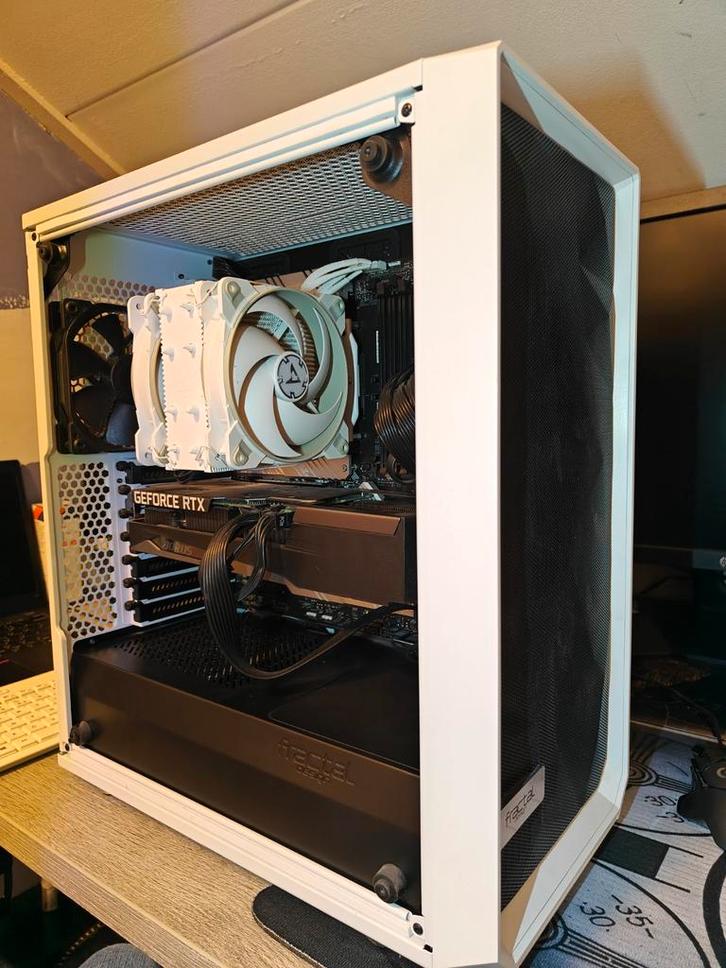 AMD Ryzen 7 3700X Gigabyte AORUS GeForce RTX 3060 12GB 3x OC, Computers en Software, Desktop Pc's, 3 tot 4 Ghz, Gaming, Ophalen of Verzenden