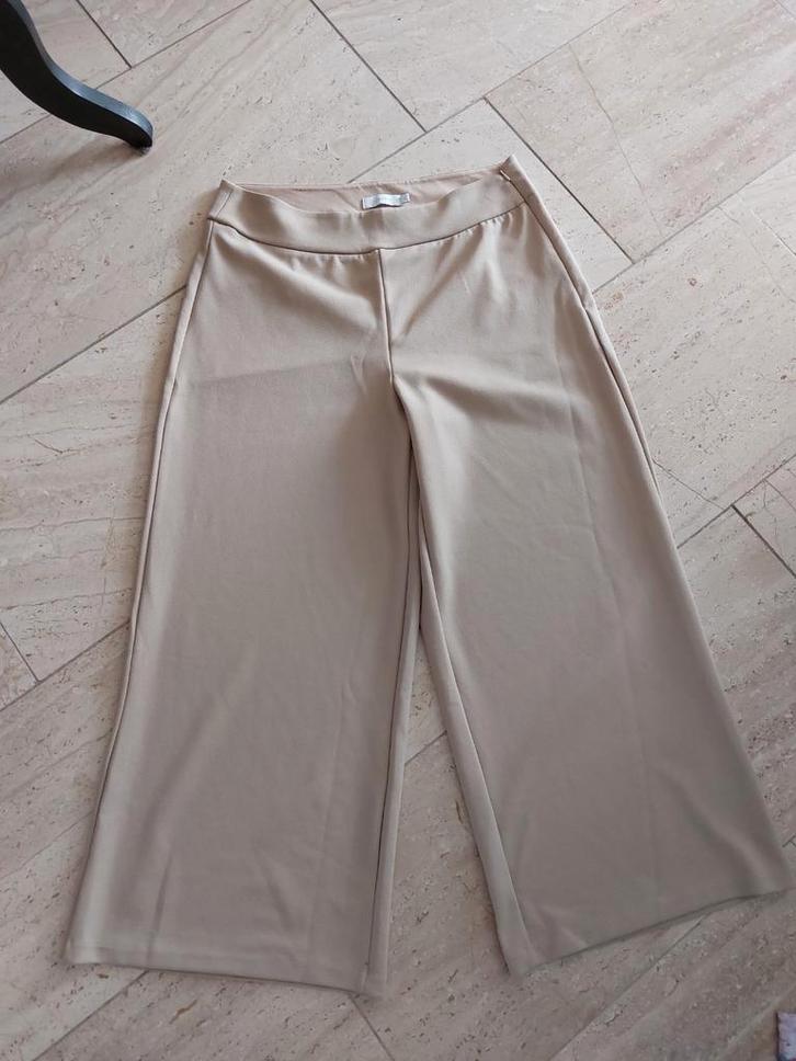 Liberty Culottes - Maat L, Kleding | Dames, Broeken en Pantalons, Zo goed als nieuw, Maat 42/44 (L), Beige, Driekwart, Ophalen of Verzenden