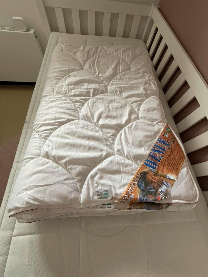 4-seizoenen dekbed 140x200, Kinderen en Baby's, Kinderkamer | Bedden, Zo goed als nieuw, 180 cm of meer, 100 cm of meer, Ophalen