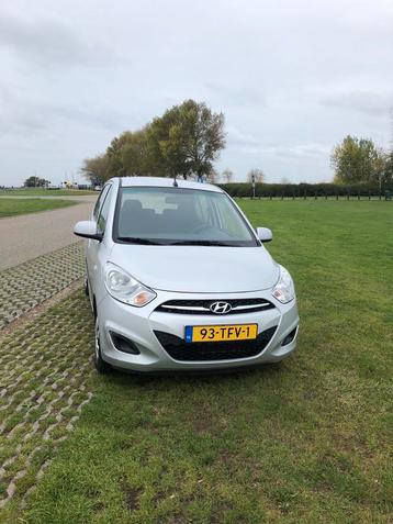 Hyundai i10 1.1 I 5DR 2012 Grijs beschikbaar voor biedingen