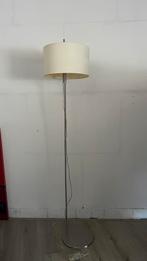 Vloerlamp in goede staat., Huis en Inrichting, Lampen | Vloerlampen, Ophalen, Zo goed als nieuw, 150 tot 200 cm