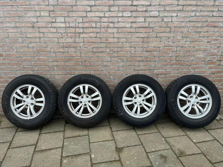 Winterbanden & velgen Mitsubishi Outlander, Auto-onderdelen, Banden en Velgen, Banden en Velgen, Winterbanden, 16 inch, 215 mm