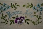 frankrijk 1920 geborduurd paars viooltje vergeetmijnietjes, Ophalen, Voor 1920, Gelopen, Sterren en Beroemdheden