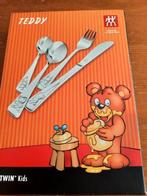 Nieuw doosje kinderbestek met beertje TEDDY., Huis en Inrichting, Ophalen of Verzenden, Zo goed als nieuw