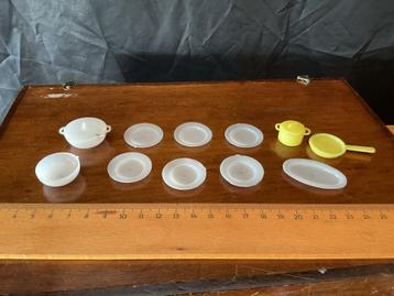 Vintage Poppenhuis Serviesgoed beschikbaar voor biedingen