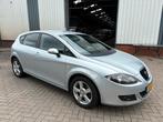 Seat Leon 1.6 75KW 2008 Grijs, Auto's, Seat, Stof, Zwart, 4 cilinders, Leon