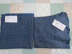 Twee lappen ( en wat kleine restjes) stof   Per lap € 7,50, Hobby en Vrije tijd, Stoffen en Lappen, Nieuw, Ophalen of Verzenden