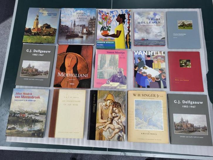 Doos met15 monografieën van diverse kunstenaars, 25,- euro., Boeken, Kunst en Cultuur | Beeldend, Zo goed als nieuw, Schilder- en Tekenkunst