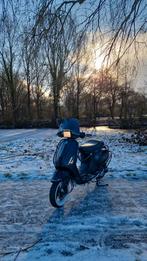 Vespa S50 4klepper, Fietsen en Brommers, Scooters | Piaggio, Ophalen of Verzenden, Zo goed als nieuw, Benzine, Zip