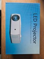 Nieuwe beamen in doos met alle toebehoren., LED Projector, LED, Nieuw, Ophalen of Verzenden