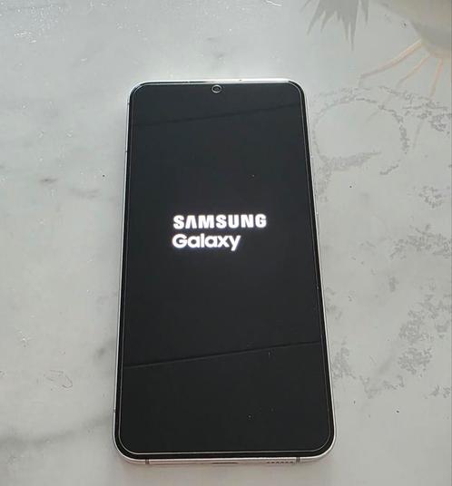SAMSUNG GALAXY S22 PLUS 256 gb met Glaxy Buds Pro, Telecommunicatie, Mobiele telefoons | Samsung, Zo goed als nieuw, Galaxy S22