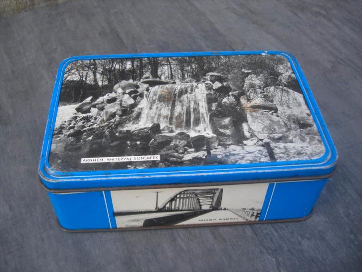 Antieke koekjes trommel Arnhem, Verzamelen, Blikken, Gebruikt, Koek(jes), Ophalen of Verzenden